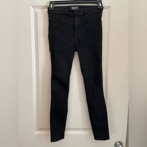 Women’s Abercrombie and Fitch black high rise Jean leggings